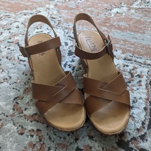 Korks by Kork Ease leather Wedge sandals in size 9